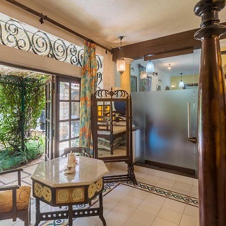 Bella Vista By Stayvista - A Haven With Lush Green Surroundings, Zen Garden, Quirky Decor & A Inviting Swimming Pool Lonavala Eksteriør billede