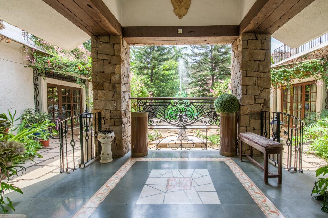 Bella Vista By Stayvista - A Haven With Lush Green Surroundings, Zen Garden, Quirky Decor & A Inviting Swimming Pool Lonavala Eksteriør billede