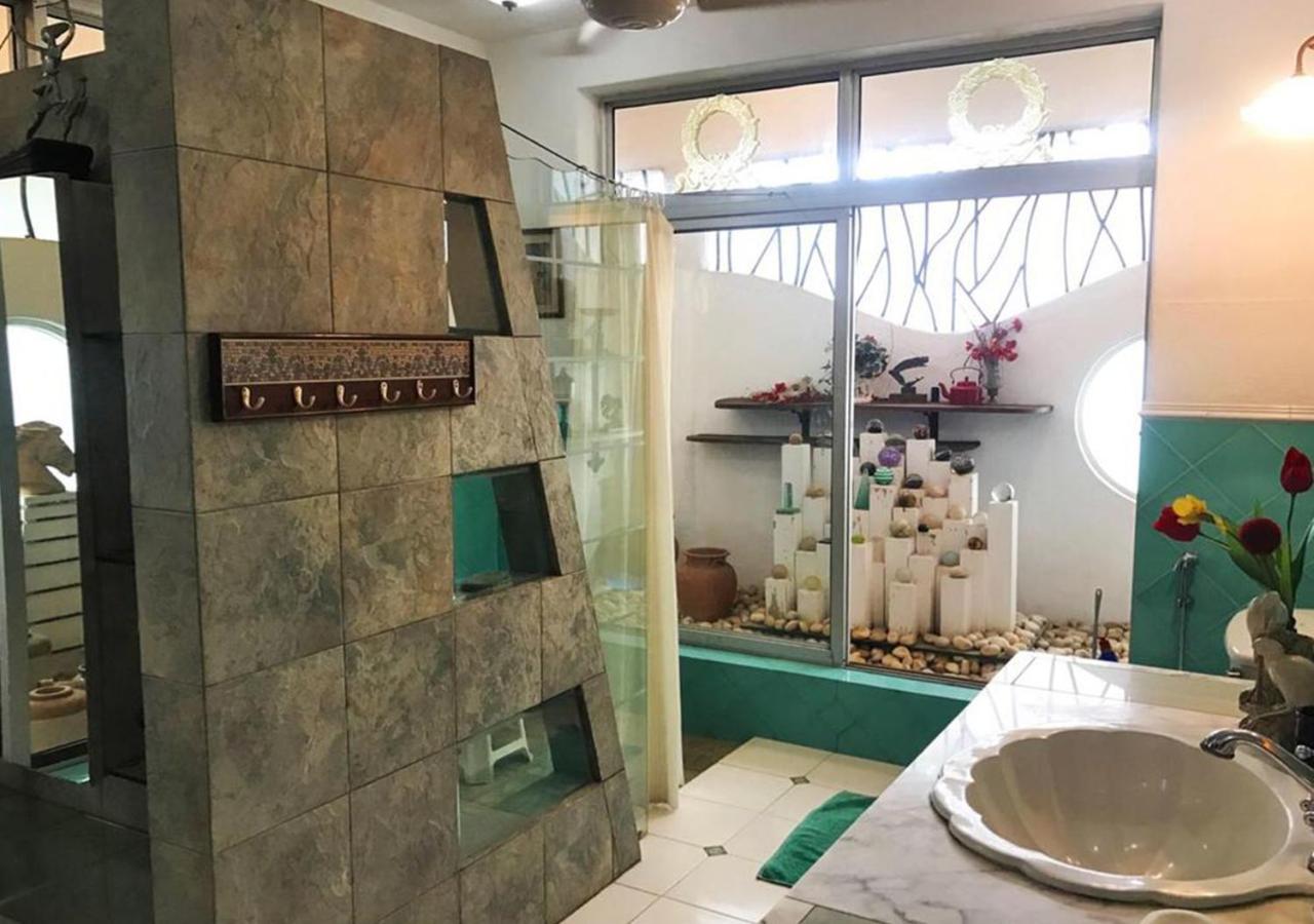 Bella Vista By Stayvista - A Haven With Lush Green Surroundings, Zen Garden, Quirky Decor & A Inviting Swimming Pool Lonavala Eksteriør billede